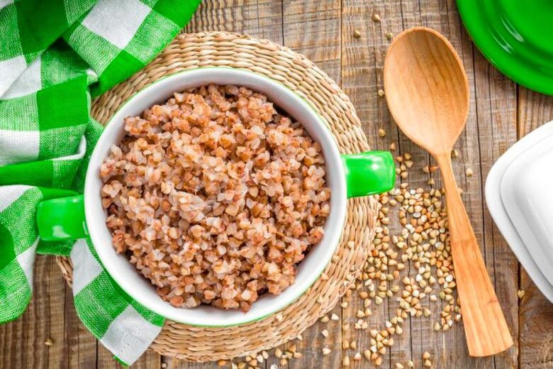 Buckwheat porridge in the diet of those who want to lose weight
