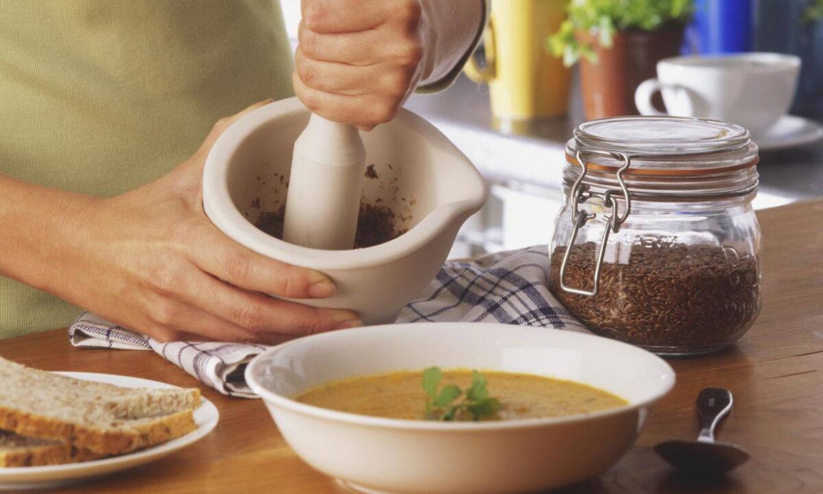 Add flaxseed to soup for good bowel function. 
